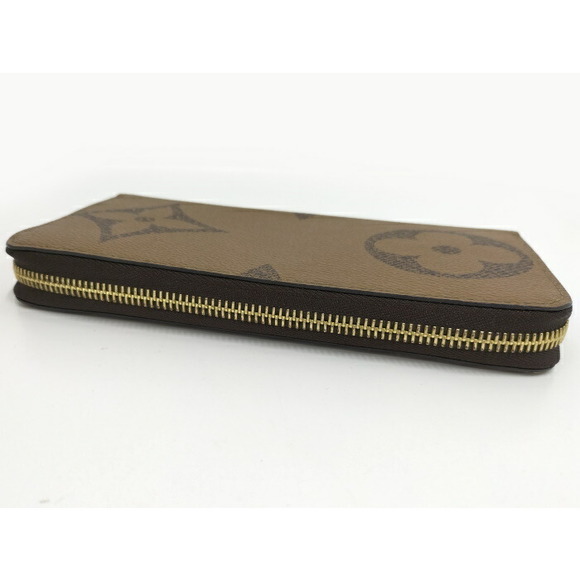 Louis Vuitton Monogram Giant Reverse Round Zipper Long Wallet - Picture 6 of 10